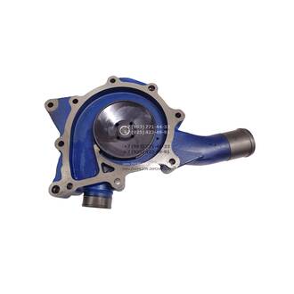 Насос водяной (помпа) 610800060233 двигатель WP7.300E51 Weichai power